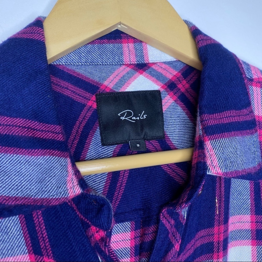 Rails Hunter Flannel Button Down Size Small - image 3